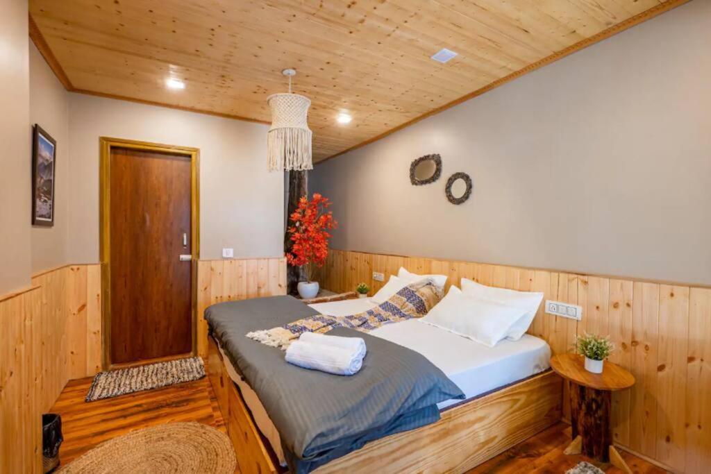 The Hill Story, Entire Chalet, Offbeat,Cozy Mussoorie Esterno foto